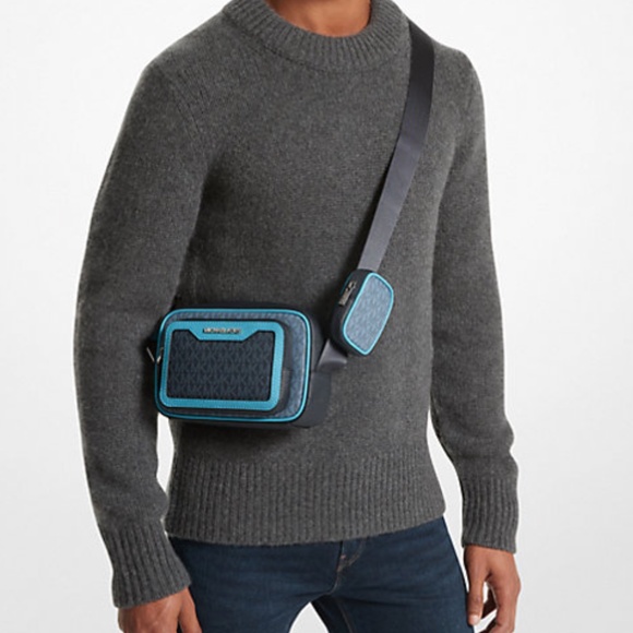 Michael Kors Cooper Color-Block Signature Logo Camera Bag NEW - Picture 5 of 5